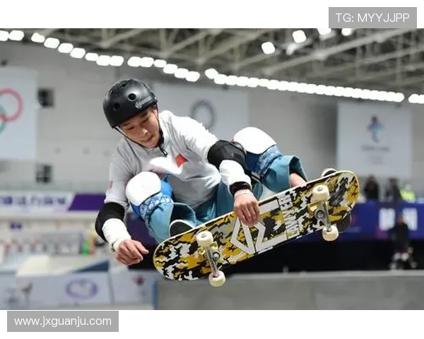 广州滑板队在世界滑板锦标赛中以79分稳居积分榜首位